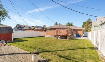 65 Rose Ct, Albany, NY 12209