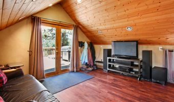 43630 Rainbow Ln, Angelus Oaks, CA 92305