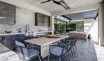 330 Arbolada Dr, Arcadia, CA 91006