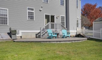 16 Summit Rd, Bedford, NH 03110