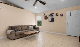 6032 E Oktibbeha St, Bay St. Louis, MS 39520