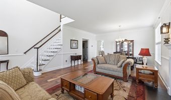 33 S Crossing Way, Bethel, CT 06801