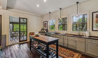 804 Moorewood Rd, Highlands, NC 28741