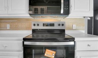 1205 N Chalmers St, Altus, OK 73521