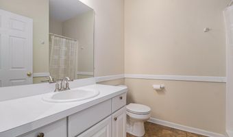 1493 Fox Pointe Cir 74, Ann Arbor, MI 48108