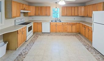 20 Indian Trl, Glocester, RI 02814