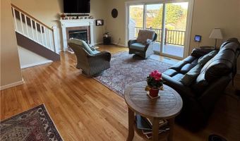 18 Palmer Cir, Hopkinton, RI 02832