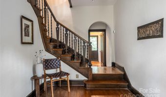 21 Lynwood Rd, Asheville, NC 28804