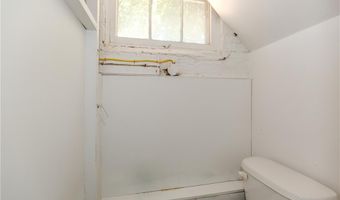 41 Wellesley Ave, North Providence, RI 02911
