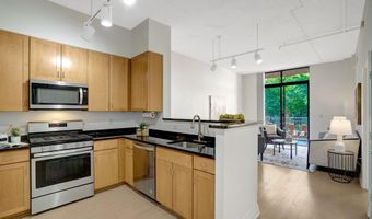 1201 N GARFIELD St 202, Arlington, VA 22201