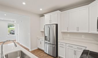 20364 NEWFOUNDLAND Sq, Ashburn, VA 20147