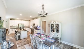 619 Crestman Dr, Arab, AL 35016