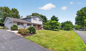 5463 DORIS Dr, Allentown, PA 18106