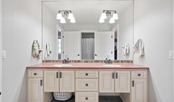 1100 Skyevale Dr NE, Ada, MI 49301
