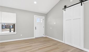 2300 Pine Ln, Barling, AR 72923