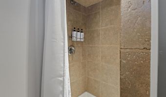 202 NW Thurston Ave, Bend, OR 97703