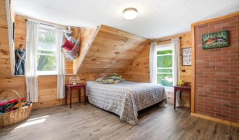 131 Clinton Rd, Antrim, NH 03440