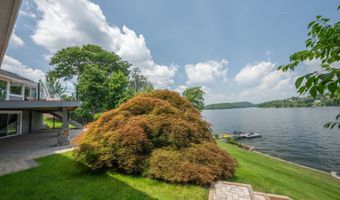 100 N Lake Shore Dr, Brookfield, CT 06804