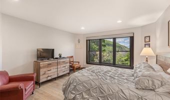 1292 Big Sheepcliff Rd, Cashiers, NC 28717