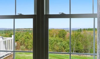 20 Pinnacle Ln, Bow, NH 03304