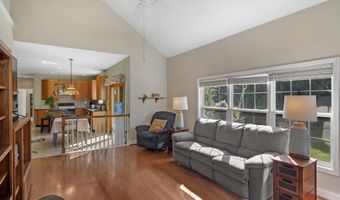 27 WHIRLAWAY Dr, Bear, DE 19701