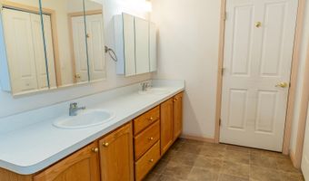 8104 Prairie Dog Dr, Bonanza, OR 97623