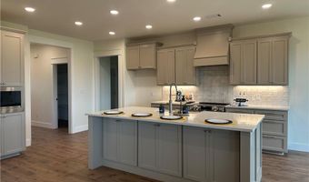 504 Waggoner Ln, Barling, AR 72923