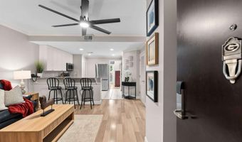 250 W Broad St 205, Athens, GA 30601
