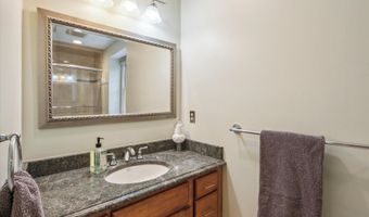 33 Cold Spring Rd, Avon, CT 06001