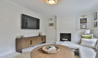 9 Edinburgh Dr, Bedford, NH 03110