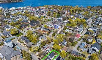 22 Ledgelawn Ave, Bar Harbor, ME 04609