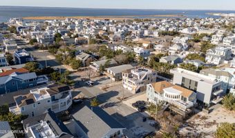 211 Stratford Ave, Beach Haven, NJ 08008