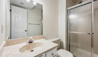 21208 HEDGEROW Ter, Ashburn, VA 20147