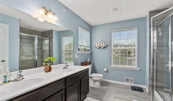 301 Redclover Ln, Allentown, PA 18104
