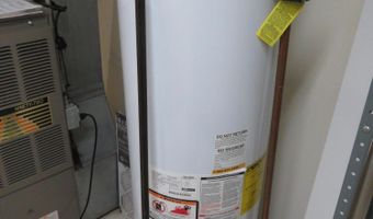 2134 Overlook Ct, Ann Arbor, MI 48103