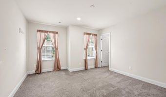 944 BENTGRASS Dr, Aberdeen, MD 21001