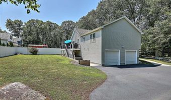 37 Lakeview Ave, Lincoln, RI 02865