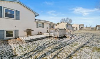 305 19th Ave SW, Altoona, IA 50009