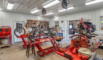 105 Couch St, Alton, MO 65606