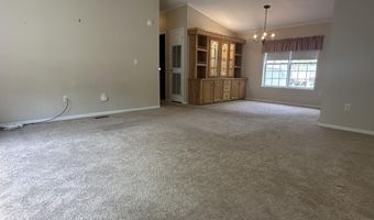 13 Pine Cone Dr, Alfred, ME 04002