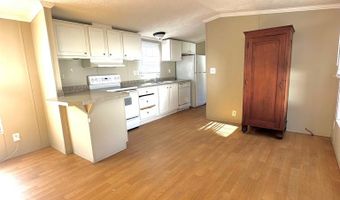 251 Bobby Cato St, Apalachicola, FL 32320