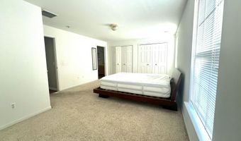 2782 S Knightsbridge Cir, Ann Arbor, MI 48105