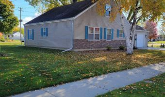 1936 S ADAMS St, Appleton, WI 54915
