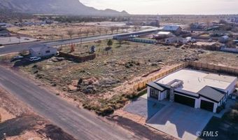 45 E Warren Ave, Colorado City, AZ 85021
