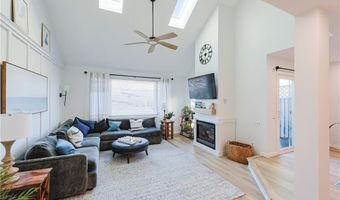 87 Nipmuc Trl B, North Providence, RI 02904