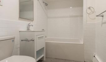 154 W 29TH St 2, Bayonne, NJ 07002