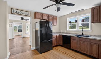 396 Pattersonville Rd, Amsterdam, NY 12010