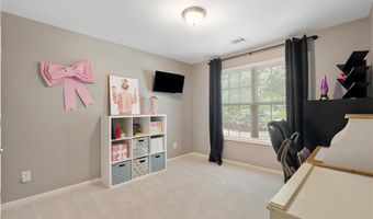 824 Port W Dr, Auburn, GA 30011