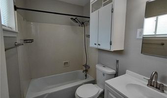 118 YORKE St B, Belle Chasse, LA 70037