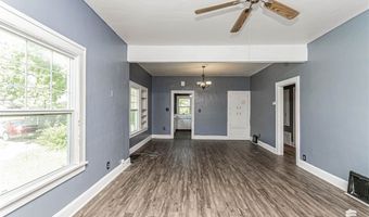 317 NE 9th St, Abilene, KS 67410